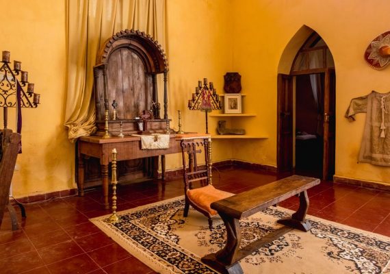 Capilla Master Suite