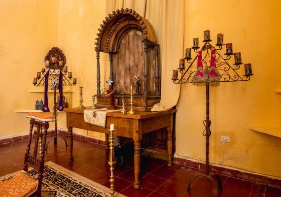 Capilla Master Suite